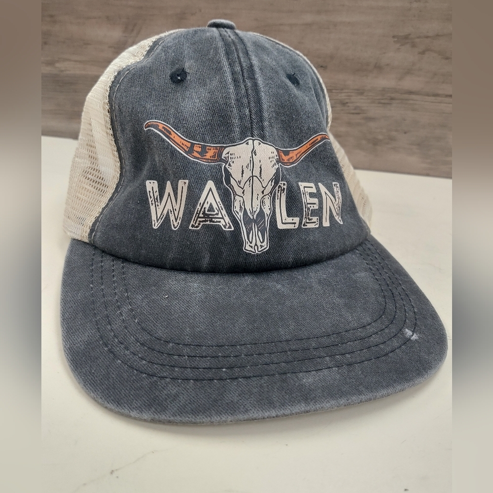 Morgan Wallen SnapBack Baseball Hat Tour Concert Merch Bull Steer Longhorn Skull